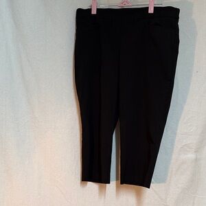 Time and Tru Black Capris